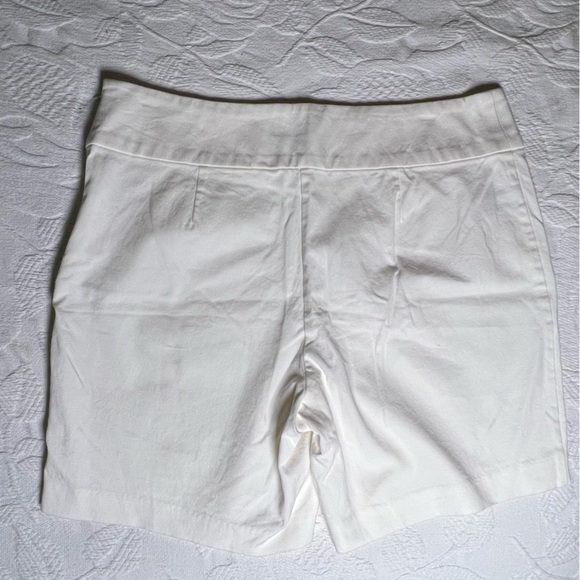 Boston Proper High Waist White Dress Shorts, side zipper closure - Picture 3 of 6